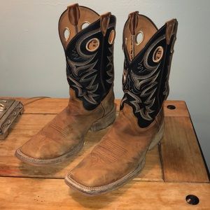 ONE TIME ONLY! 😘 Justin Boots for Men